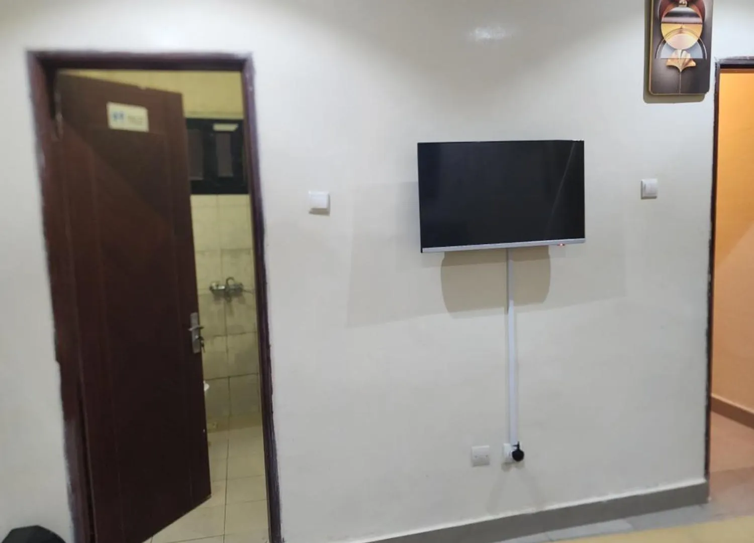 Studio Discrete Et Luxeuse Au Rez De Chaussee Dakar Apartment